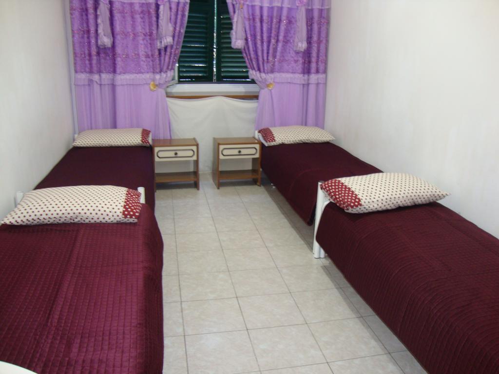 Qindajie House Bed & Breakfast